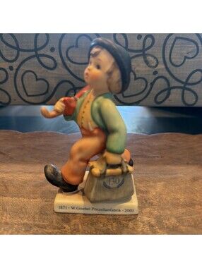 Hummel Merry Wanderer HUM 7/I 4.25” 2001 Goebel 130th Anniversary Master Painter